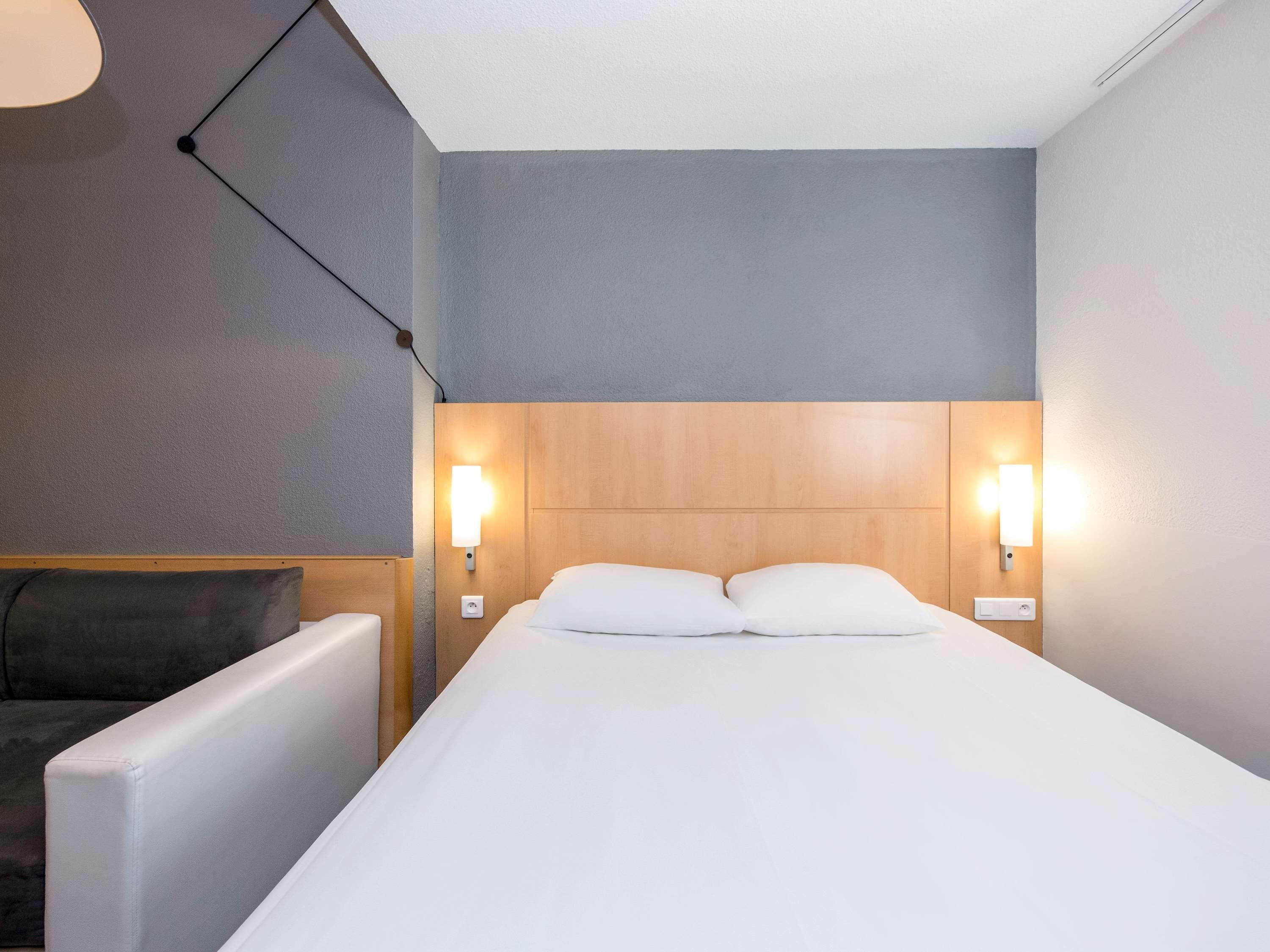 Ibis Sisteron Hotel Exterior foto