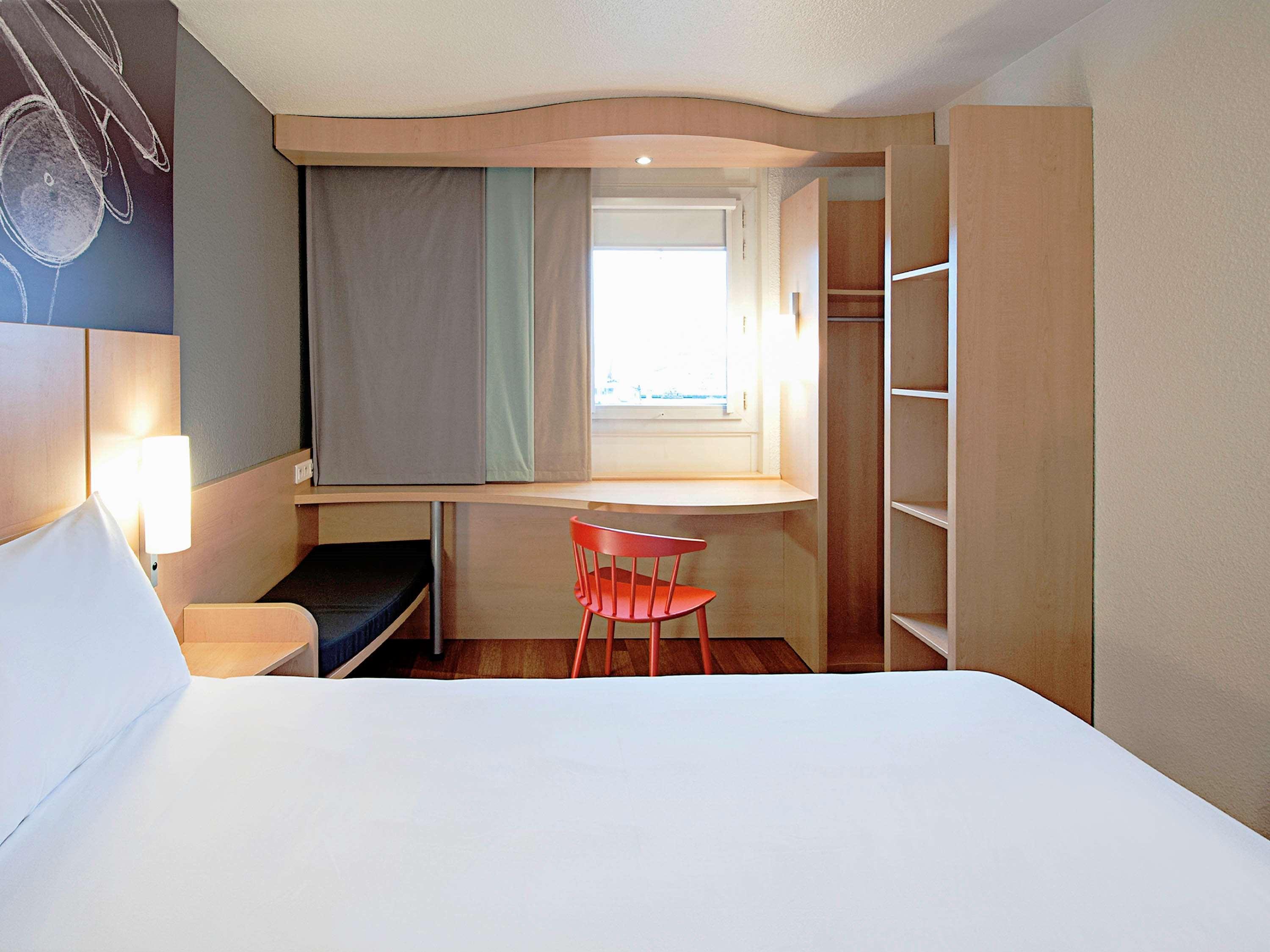 Ibis Sisteron Hotel Exterior foto