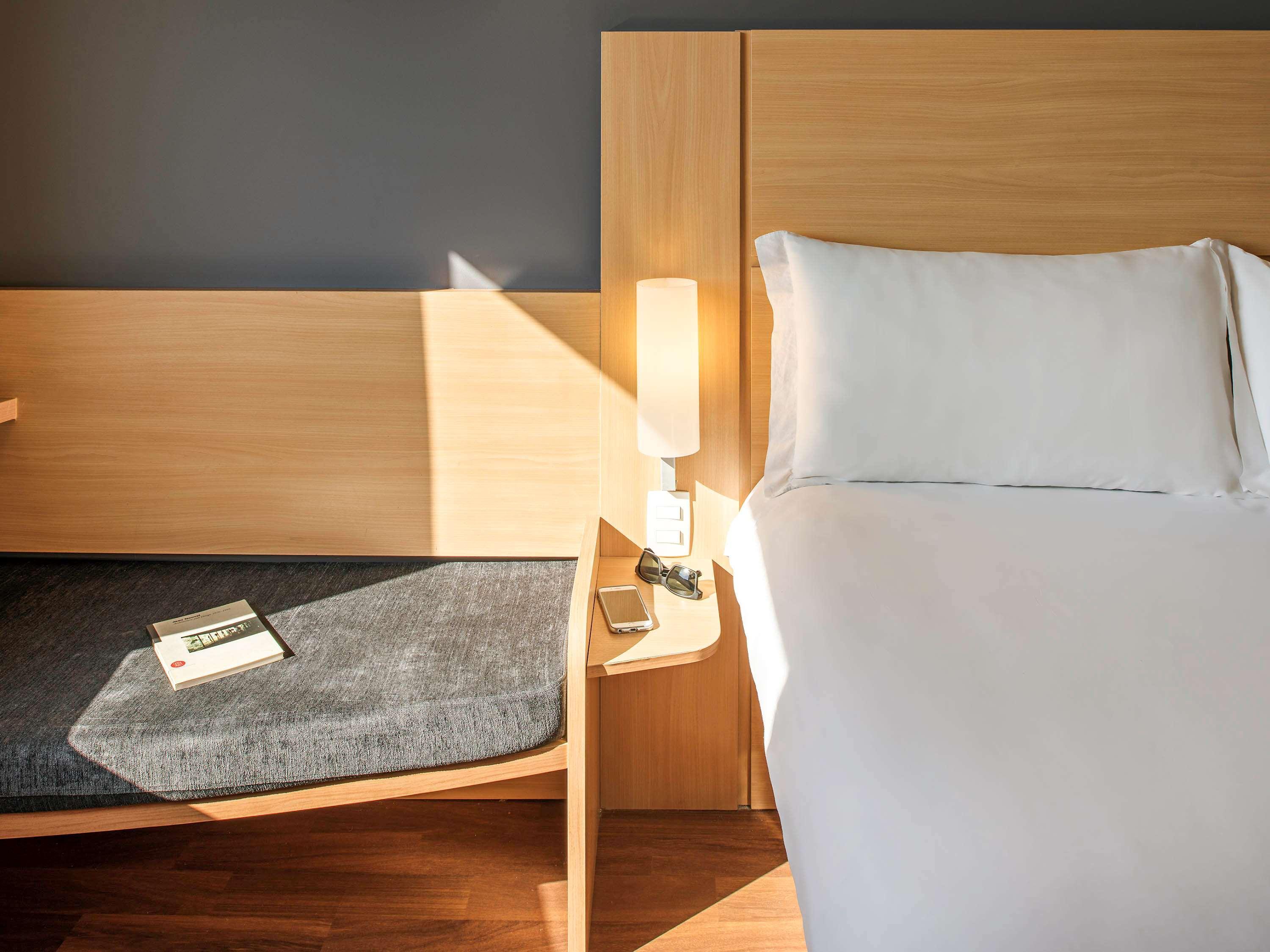 Ibis Sisteron Hotel Exterior foto